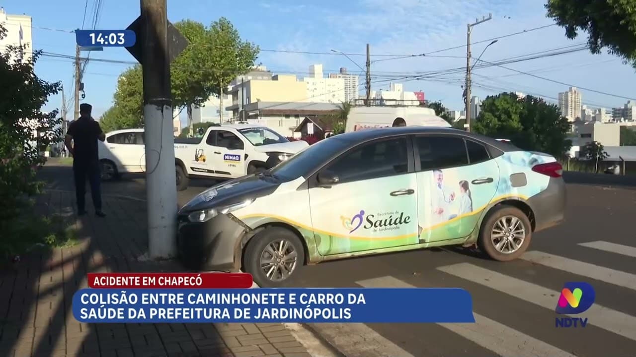 Carro da saúde se envolve em ocorrência de trânsito em Chapecó