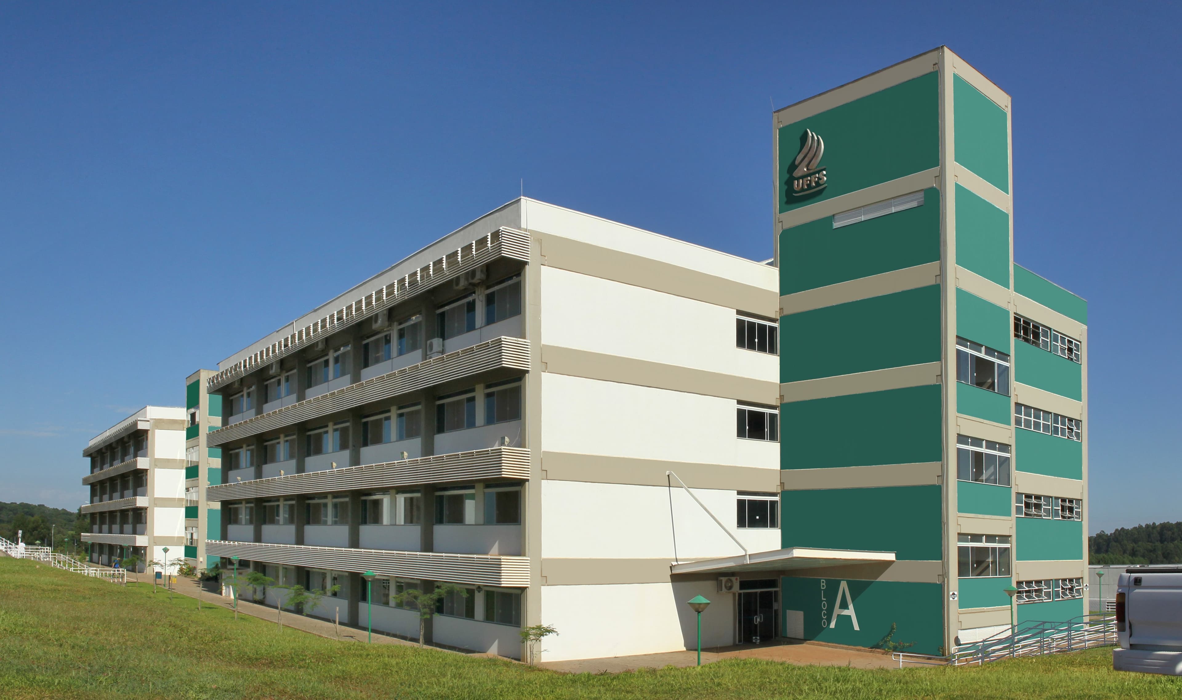 Processo seletivo simplificado UFFS Chapecó SC abre vagas para professores