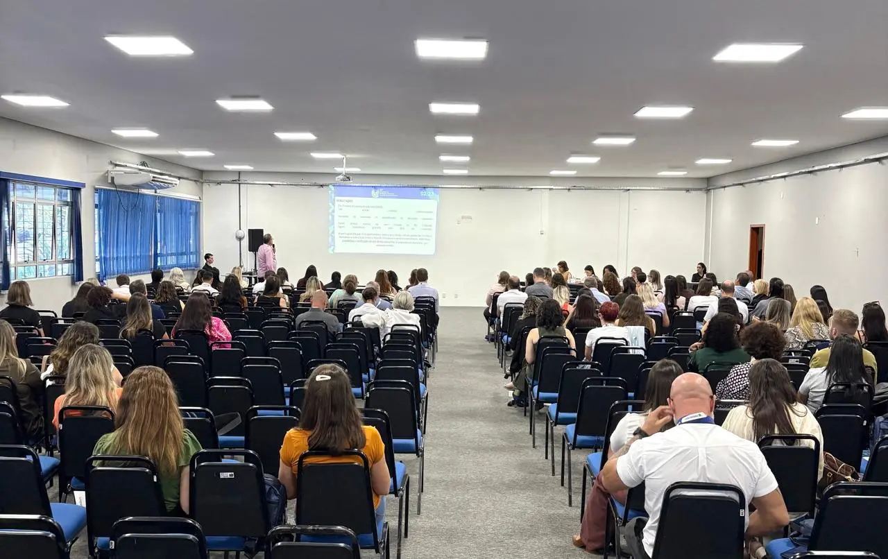 Jaraguá do Sul leva experiência em saúde bucal para congresso em Chapecó