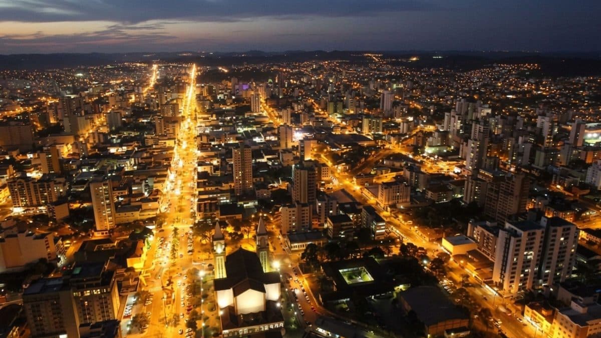 Chapecó Lidera Expansão Empresarial em SC com Mais de Duas Empresas Abertas por Cada Fechada