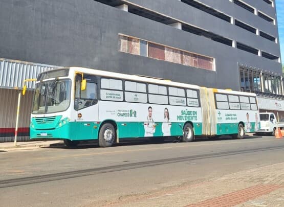 Abril Verde leva atendimento de saúde a trabalhadores da construção em Chapecó