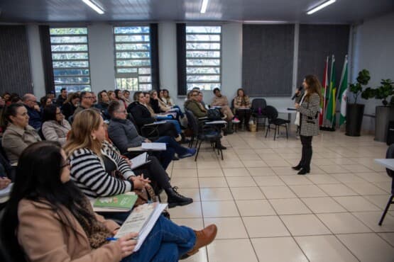 Secretaria de Educação divulga agenda de formações pedagógicas da semana em Chapecó