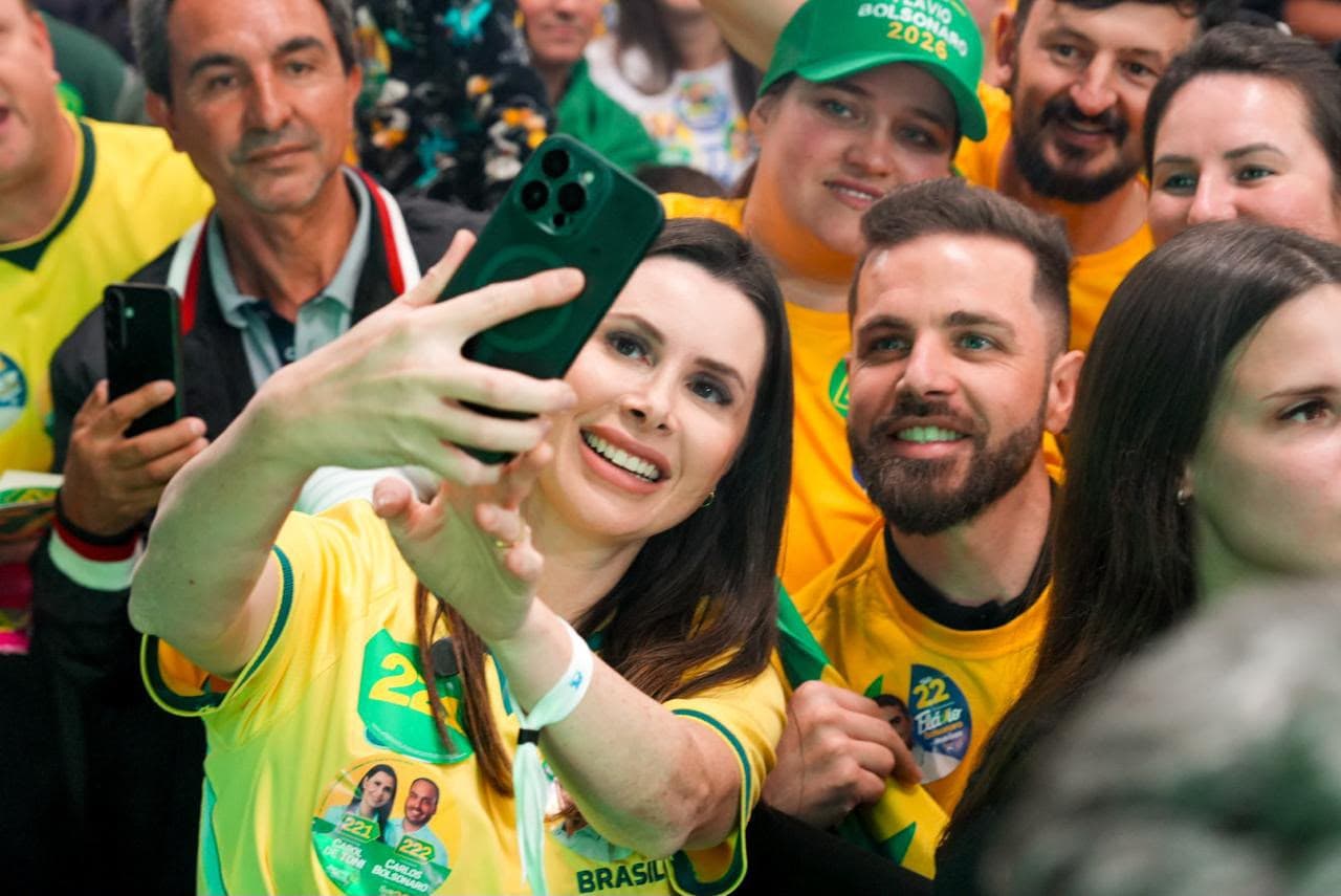 Carol De Toni escolhe Chapecó para último ato de campanha ao Senado